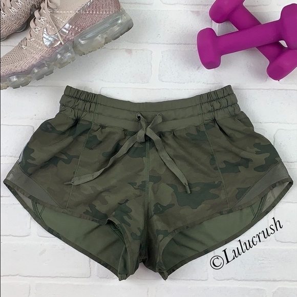 lululemon athletica Pants - 🍋Lululemon Hotty Hot Short!